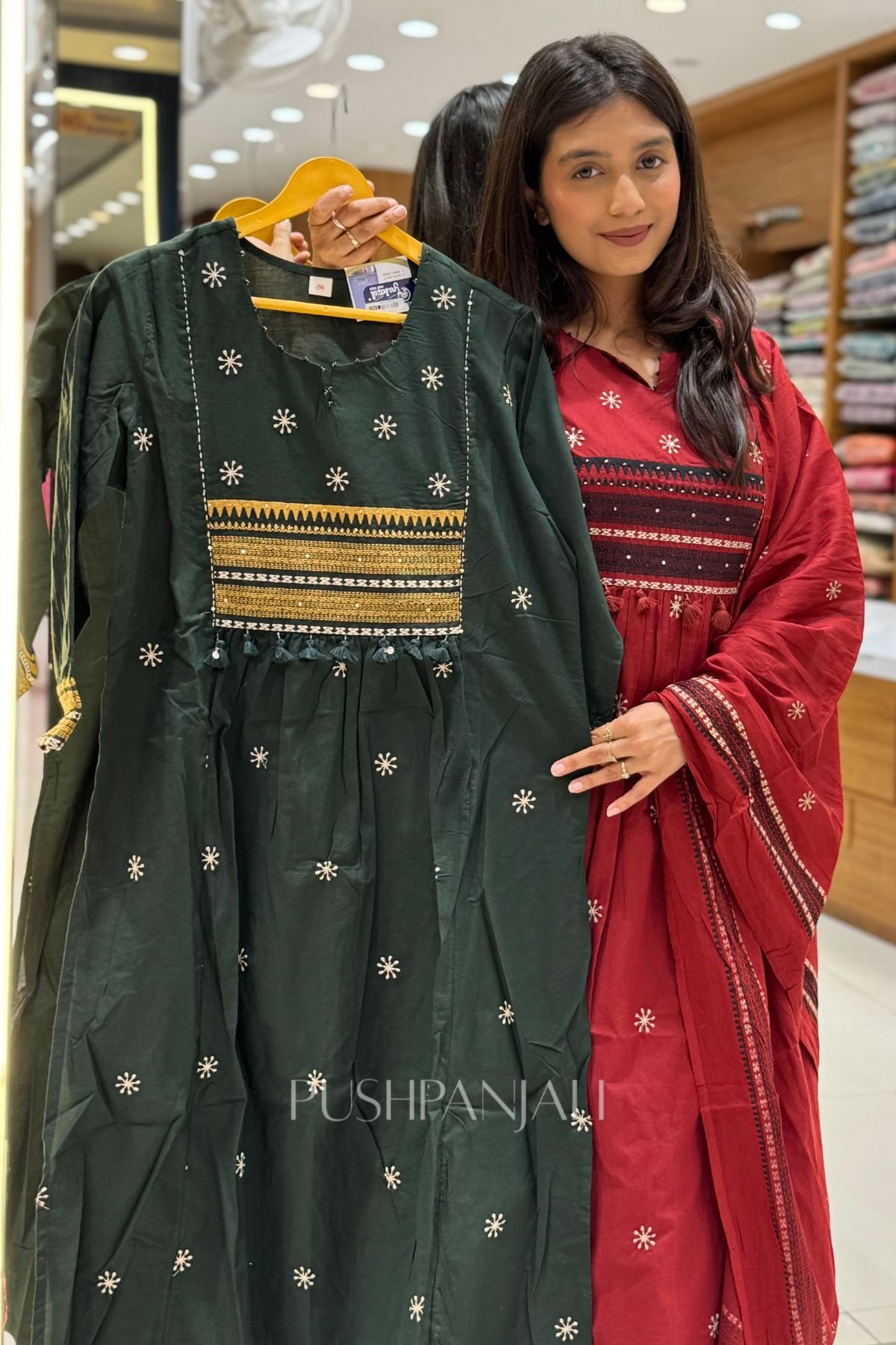 Women's Bottle Green Pure Cotton Embroidered Kurta Set - Image 2