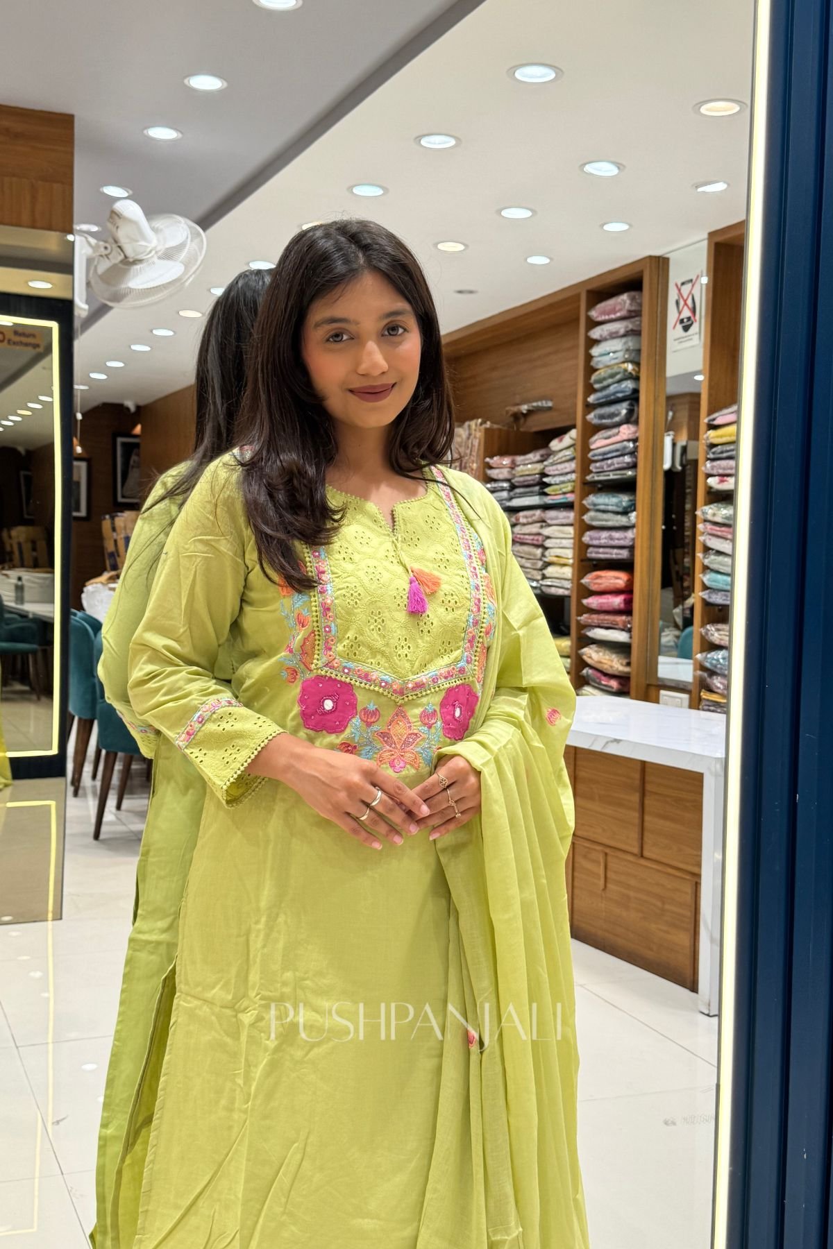 Women's Lime Green Pure Cotton Embroidered Kurta Set - Image 2