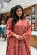 Women's Dusty Rose Pure Cotton Embroidered Kurta Set