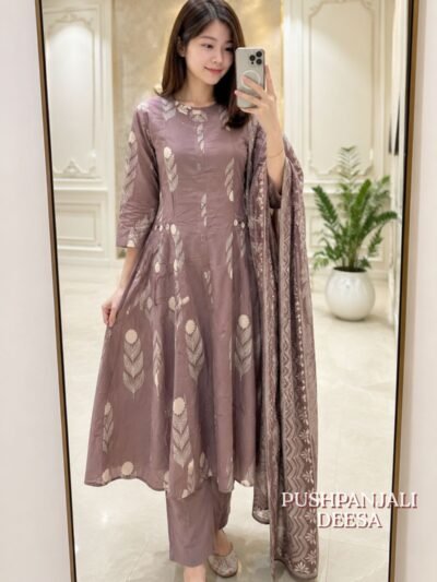 Mauve Floral Printed Anarkali Kurta Pant Dupatta Set