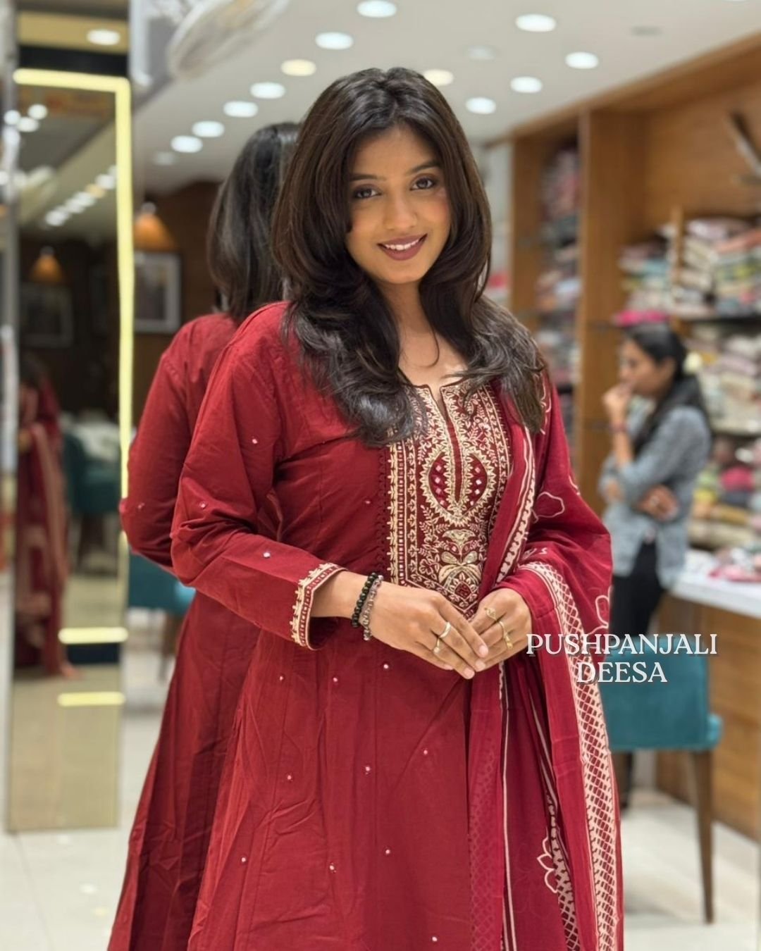 Maroon Embroidered Kurta Pant Dupatta Set - Image 2