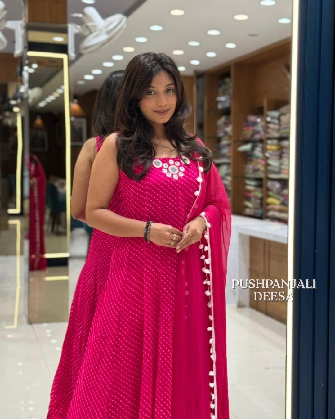 Designer Pink Bandhani Suit Set - Image 2