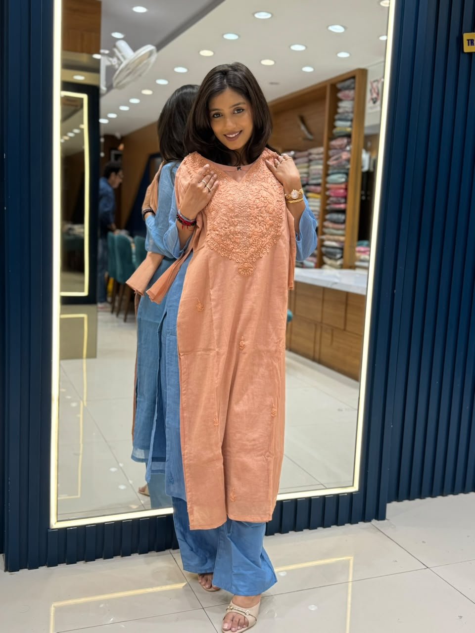 Peach Bhagalpuri Viscose Silk Embroidered Straight Kurta - Image 2